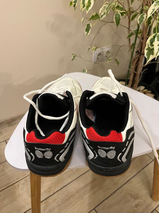 Мъжки Спортни Обувки Модерни - НОВИ - 44 номер