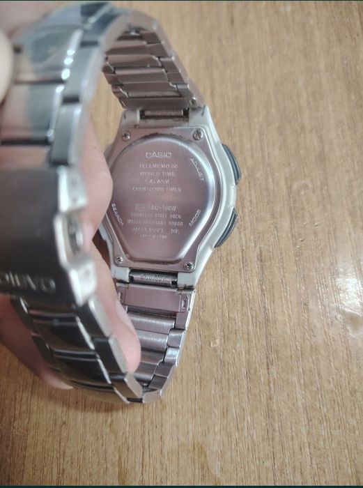 Часы Casio illuminator.