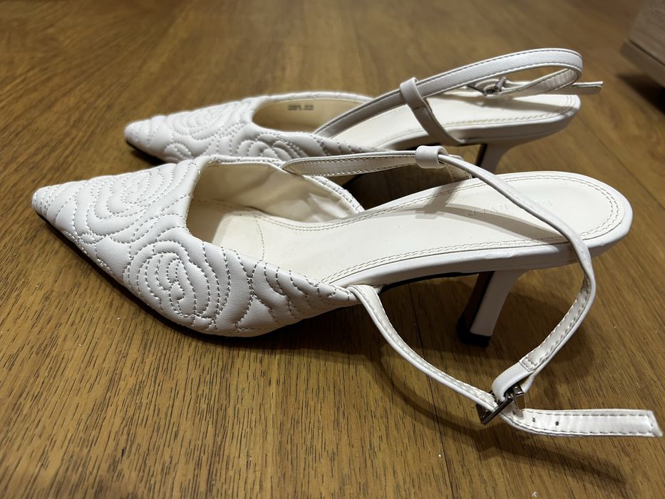 Елегантни обувки Reserved