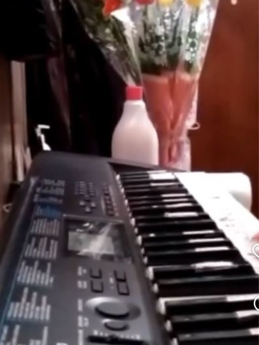 Продам синтезатор пианино Casio