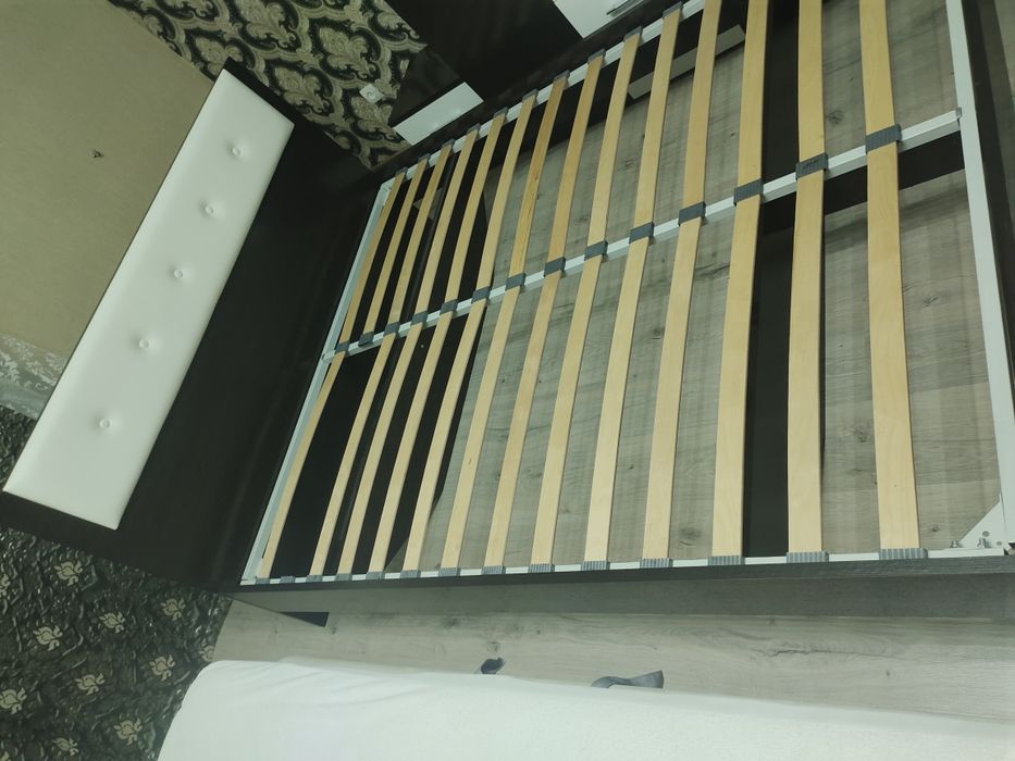 Кровать двухспальная