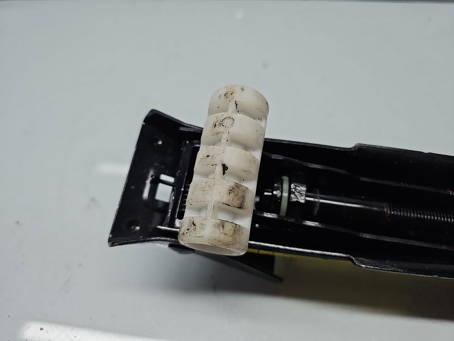 Set cric si cheie AUDI A6 (4G2, C7) S-line [Fabr 2012-2017] 8N0012219/