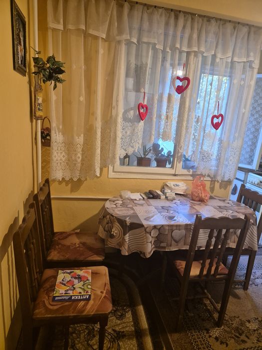 Дава се под наем Тристаен апартамент в Плевен, Сторгозия - 40 кв.м за 199.41 € - Снимка #7