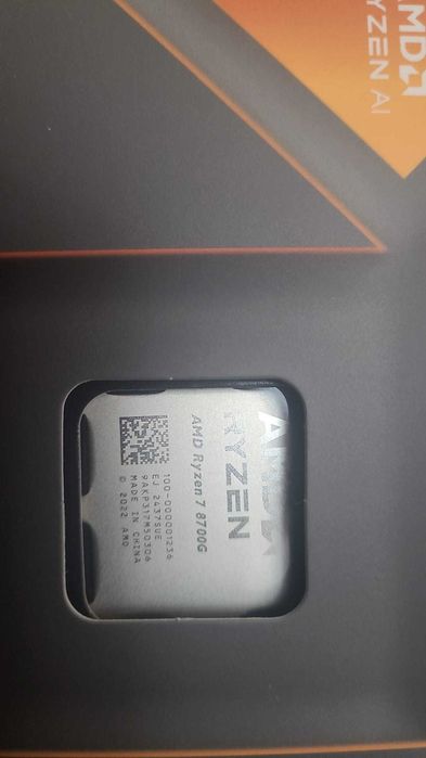 Procesor AMD Ryzen 7 8700G, 24MB, up to 5.1GHz  Socket AM5 ,NOU
