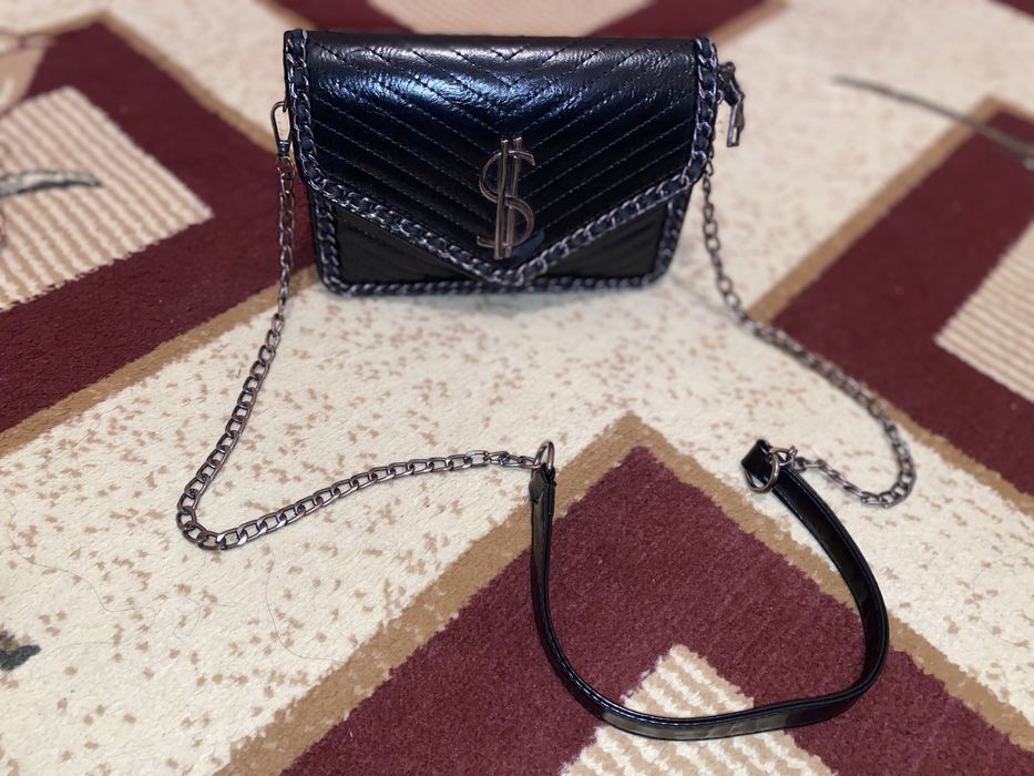 Сумка в чёрном цвете