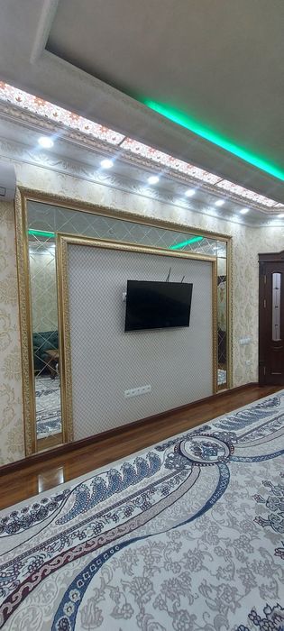 Себзор 3/8/8 Ж/К Golden House Узок муддатга Берилади