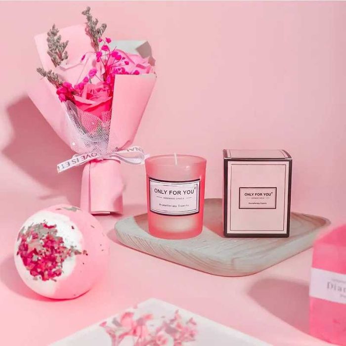 Подаръчен комплект за жена спа вана релакс подарък рожден ден юбилей