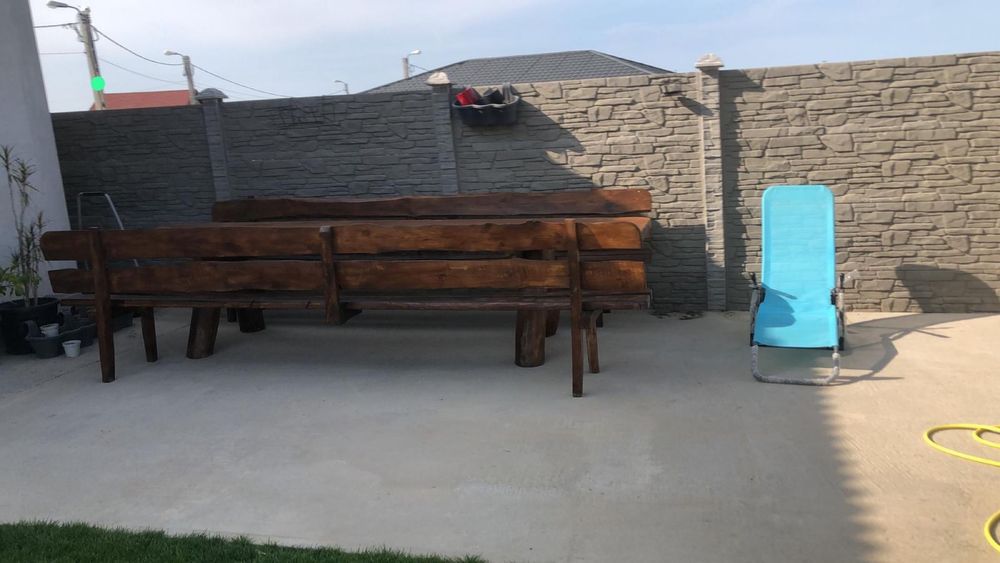 Vand masa din lemn masiv! STEJAR 10-12 locuri