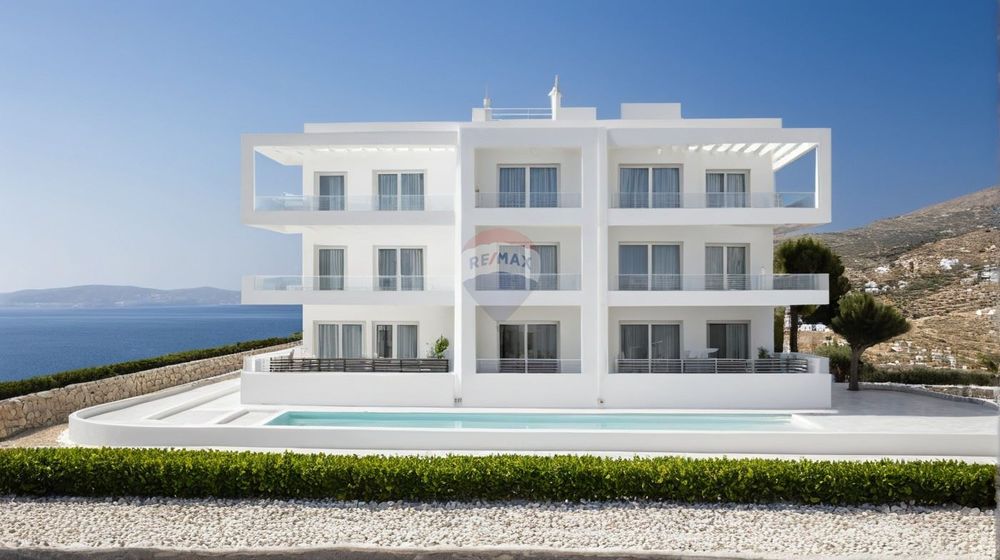 Продава се Двустаен апартамент в Варна, Център - 65 кв.м за 1785 €/кв.м - Снимка #2