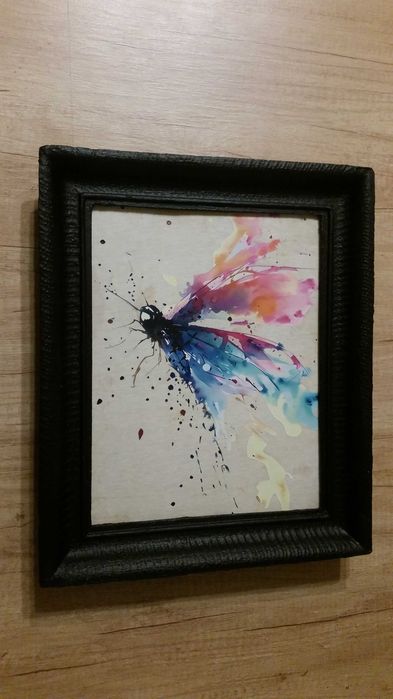 Интересна картина, рисувана на тънък плат. Изглежда супер!