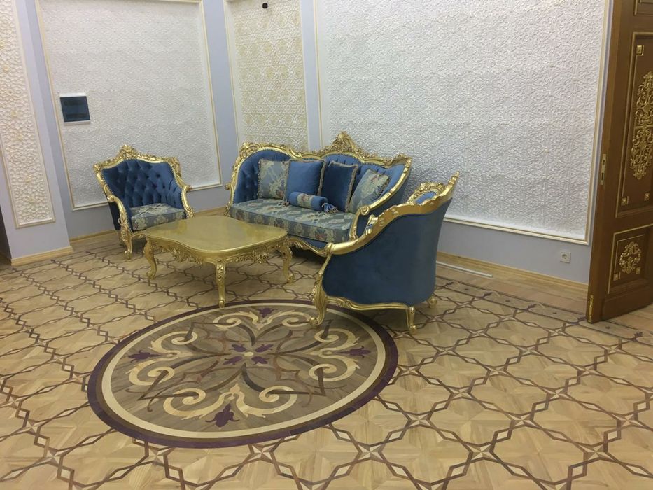 Паркет. Инженерная доска. Лестницы и все из дерево.