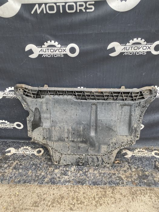 Scut motor Audi A3 an 2012-2020