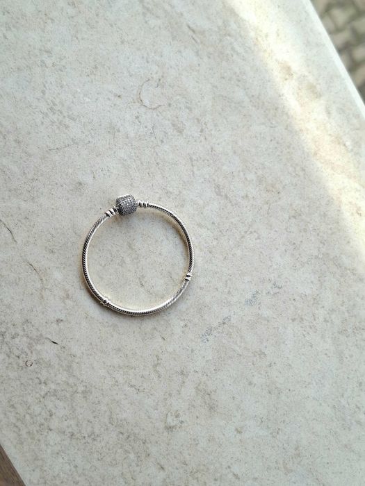 Нова сребърна гривна, модел на Пандора  - размер 16