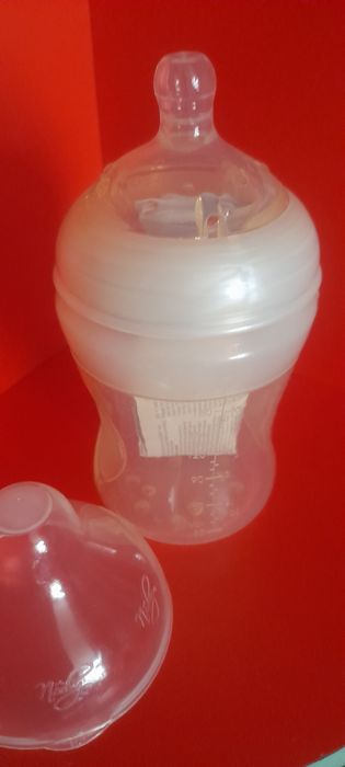 Бутылочка силиконовая для новорождённого