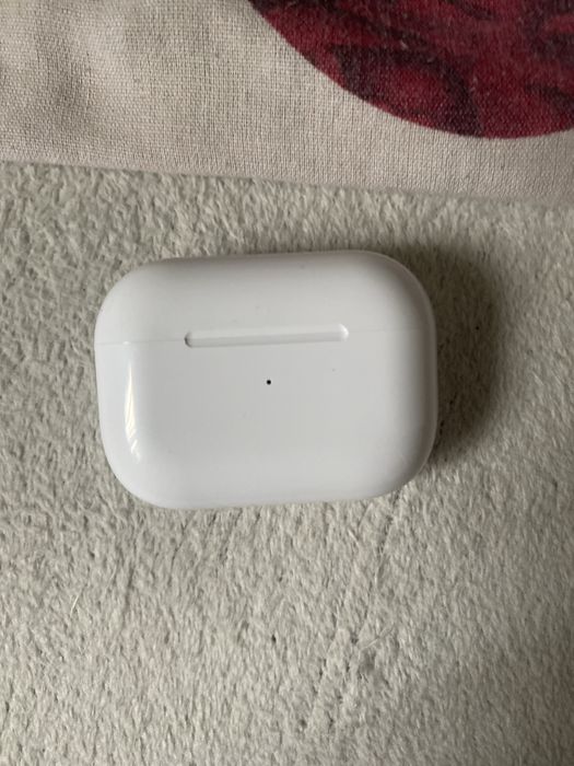 Vand Airpods pro noi