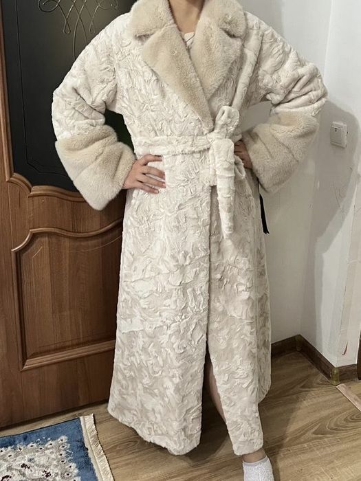 Шуба каракуль