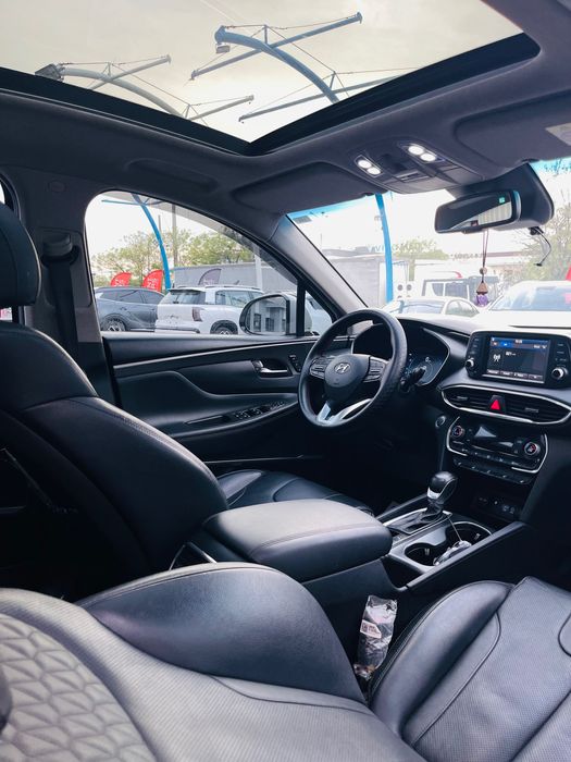 Hyundai Santa Fee 2.5L full pozitsya avtomobil sotiladi !