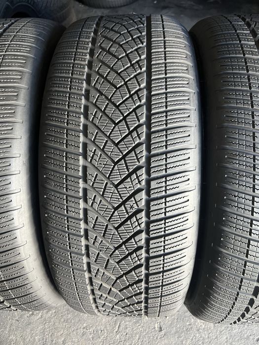 4 anvelope iarna 255/50/21 Goodyear 6-6.6 mm!