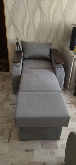 Продам Стенка Креслокровать