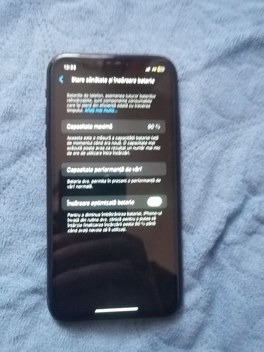 vand iphone xr in stare impecabila