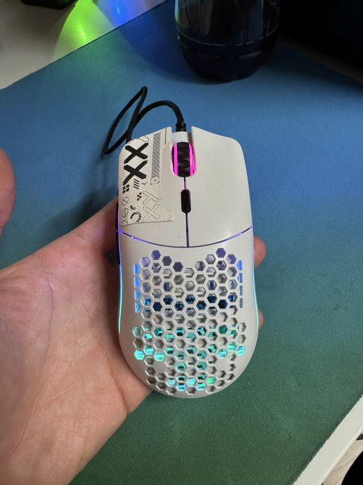 Мишка Glorious model o + mouse bungee