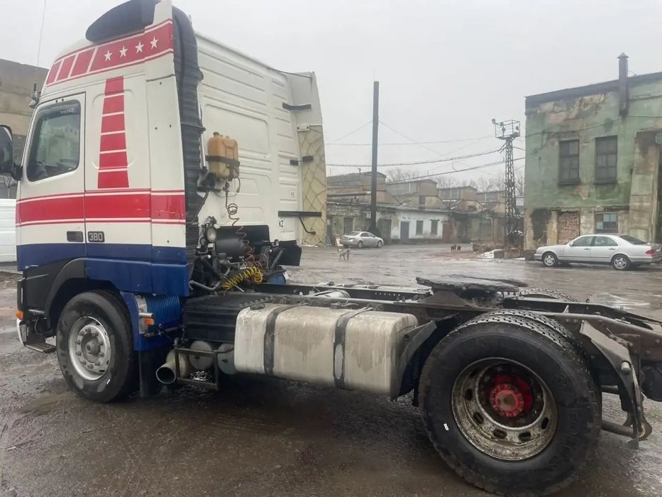 Продаю тягач Караганда