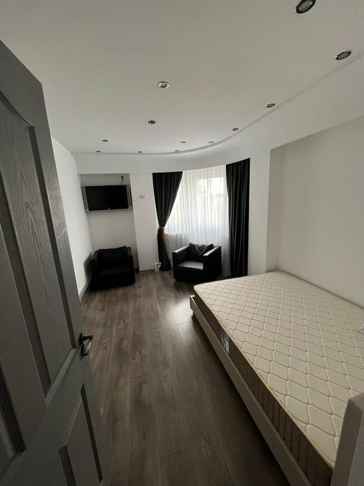 Proprietar apartament 3 camere Aviatiei Caramfil