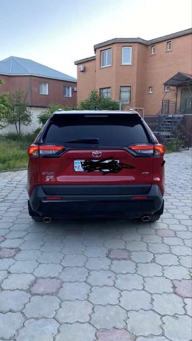 Продаётся Toyota RAV