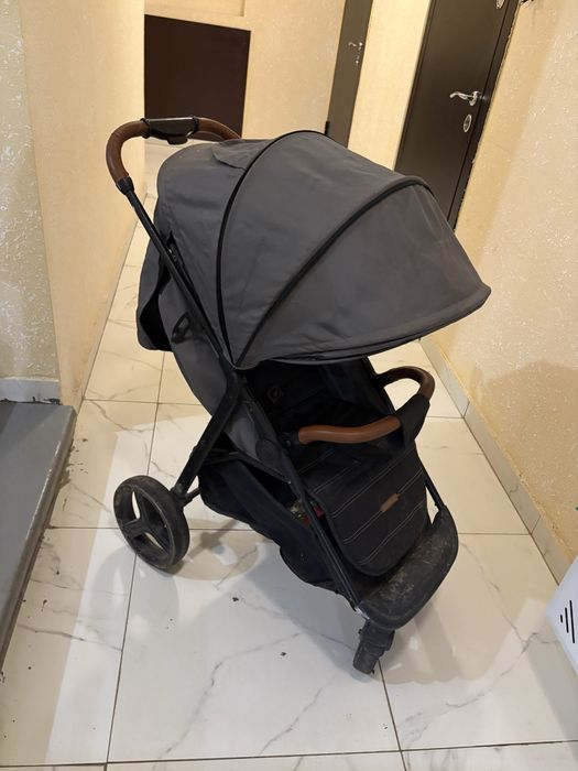 Продам коляску.