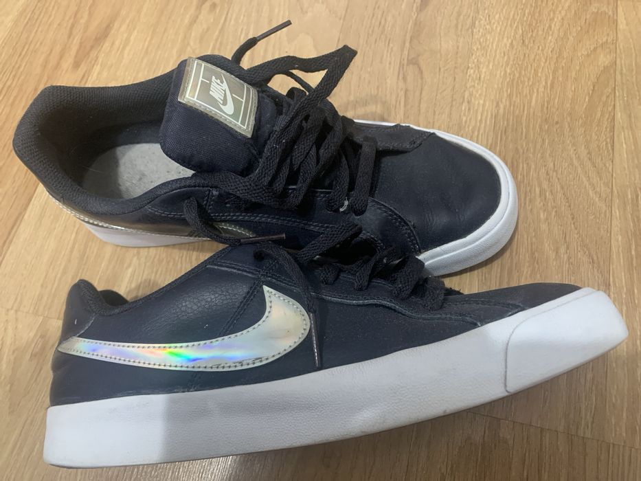 Adidasi nike de vanzare