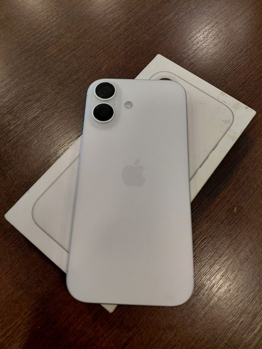 iPhone 17 256GB – 100% батерия