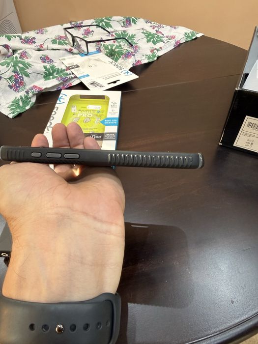 Speck mag safe case iphone 16 pro max