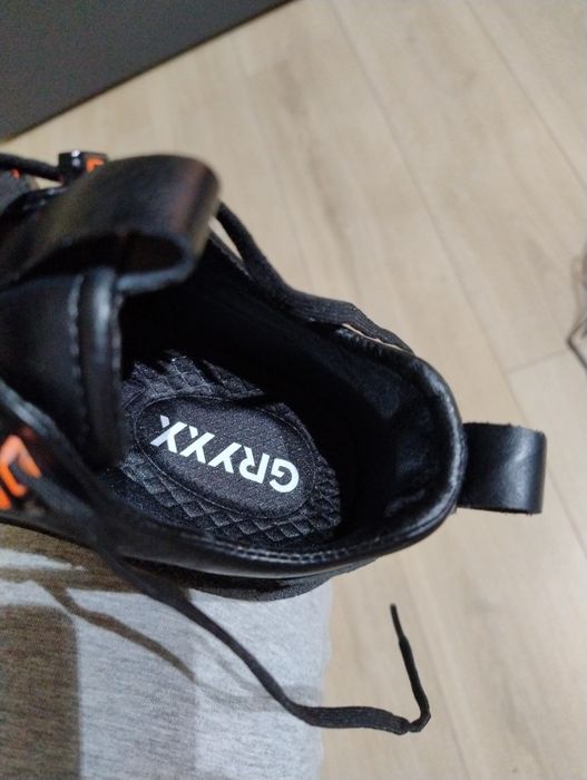 Pantofi bărbați cu șiret din piele naturala