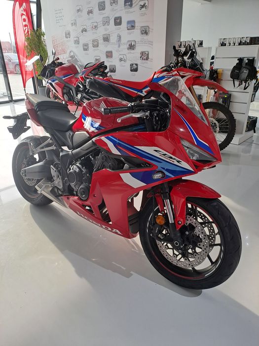 Honda CBR650  model 2025