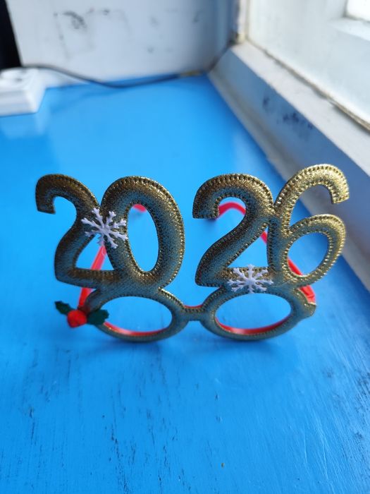новогодние очки 2026