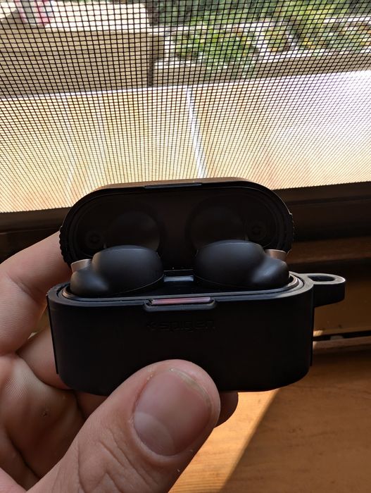 Sony WF-1000XM4 (Defect baterie / Pentru piese)