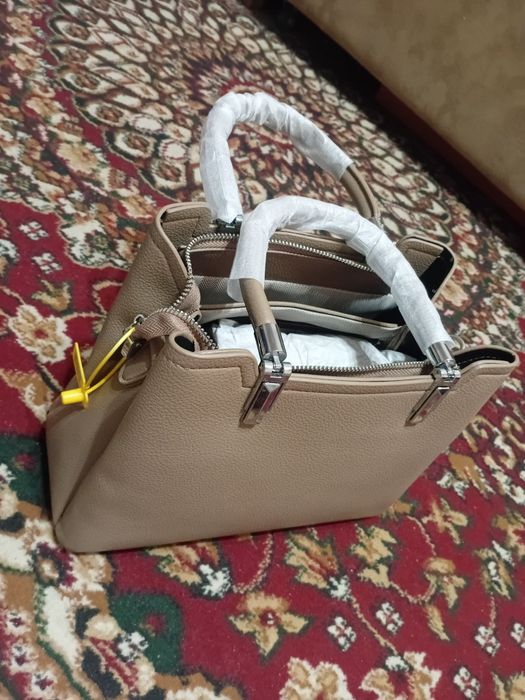 Новая брендовая сумка