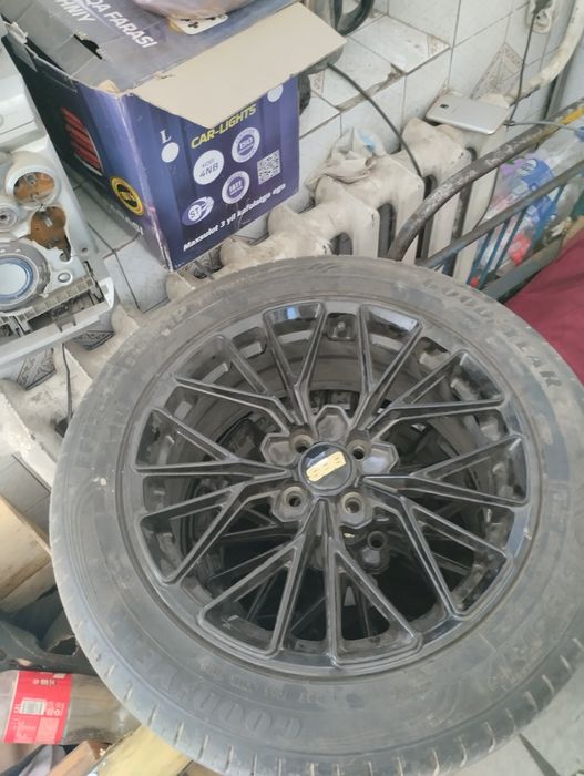 Diska sotiladi yangi narxini keliwamiz