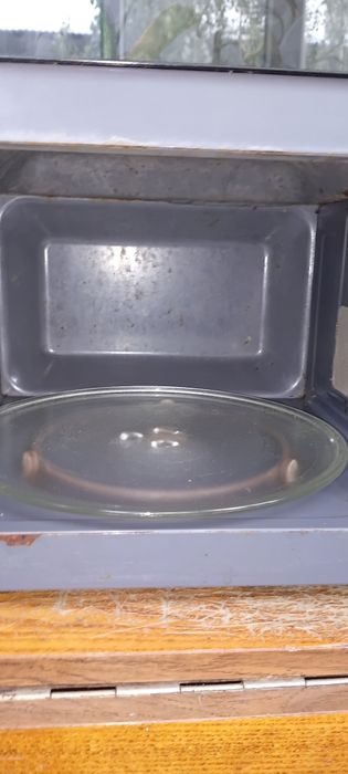 Микроволновка Midea mm720cpo -b
