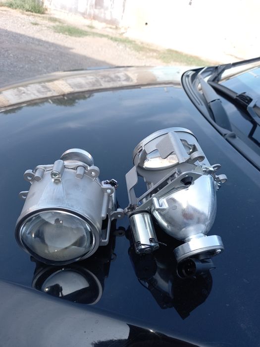 Продам линзы КИА РИО 3