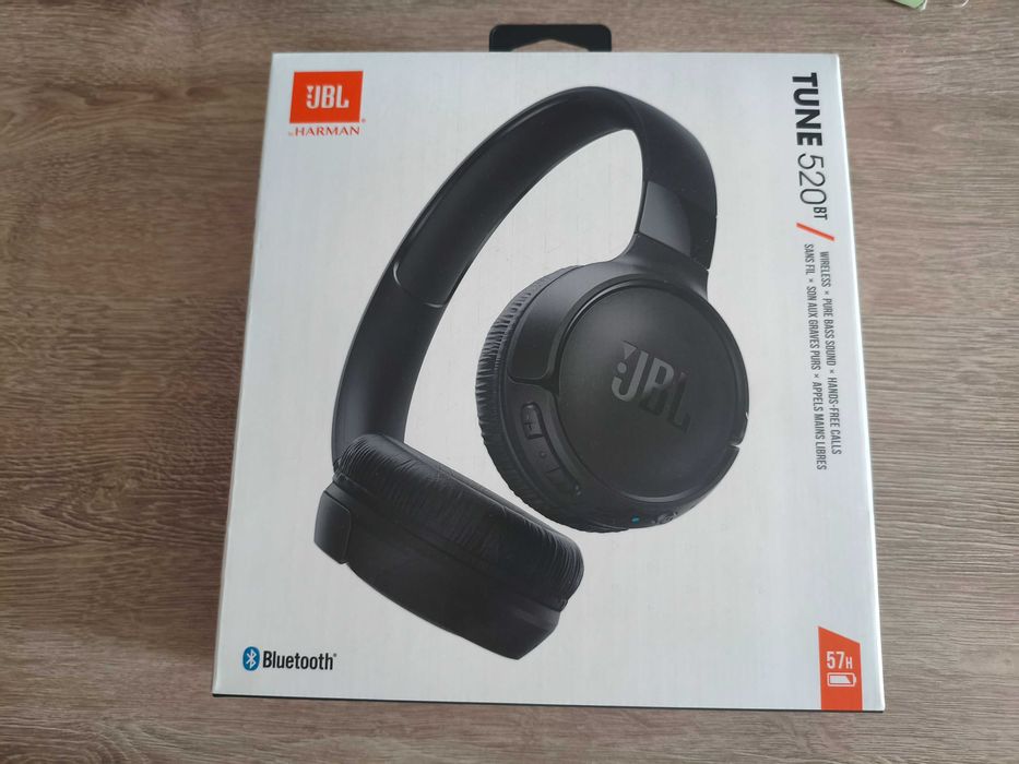 наушники JBL Tune 520BT