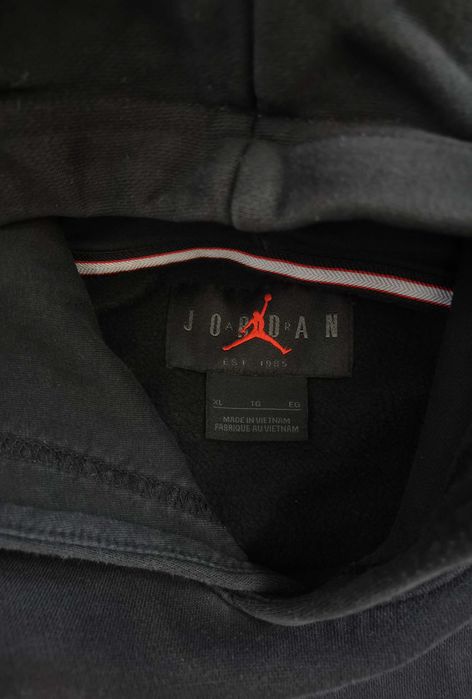 Jordan суичър..