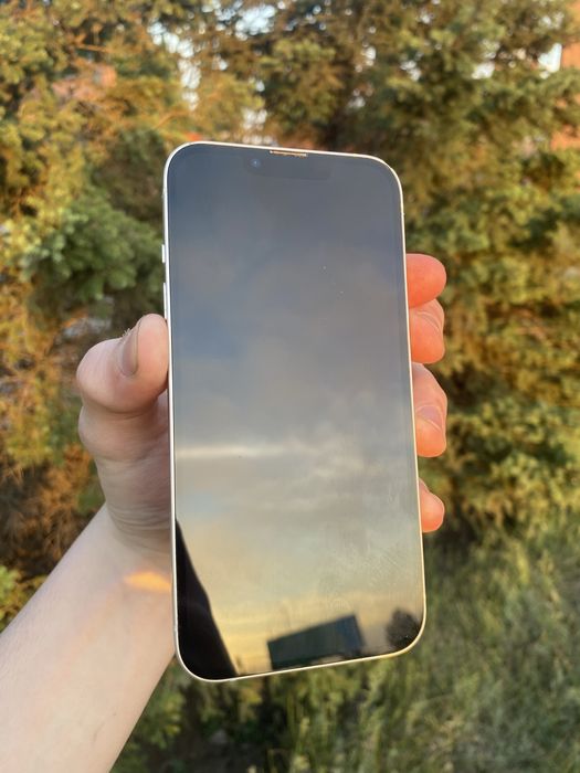 Iphone 13 в идеальном состоянии