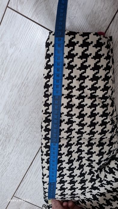 Продам куртку зимнюю для девочки