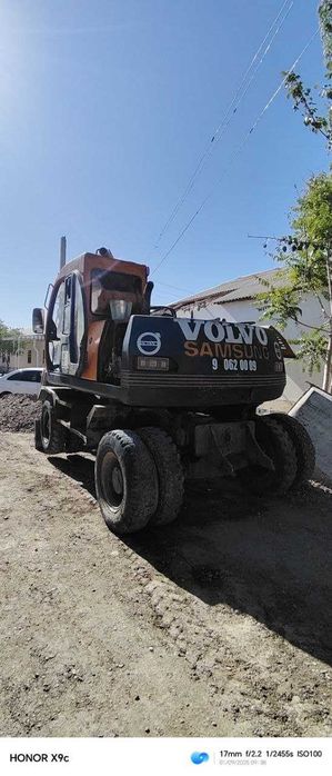 Ekskovator 132W срочно сотилади