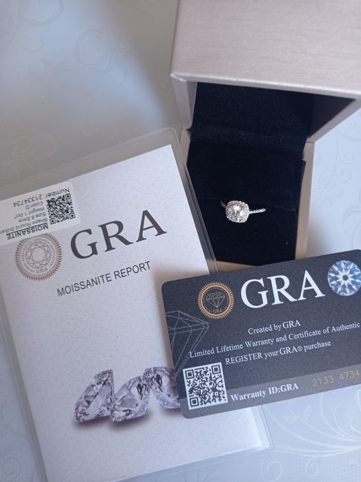 Продам Лабораторный бриллиант кольцо