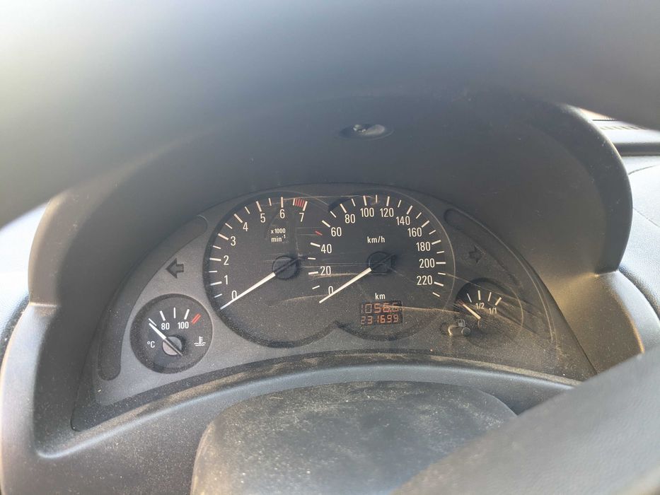 Vand Opel Corsa 1.2 pentru programul Rabla