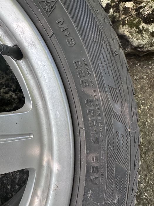 Комплект джанти със зимни гуми Дебица 17" Audi, Volkswagen
