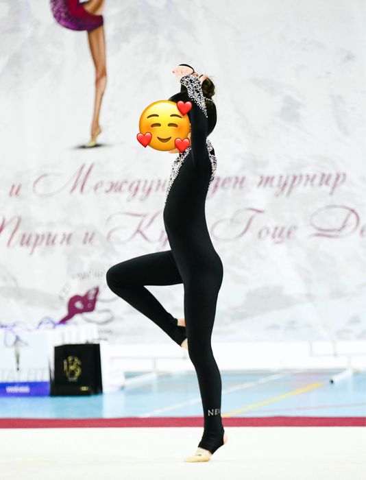 Трико за художествена гимнастика!