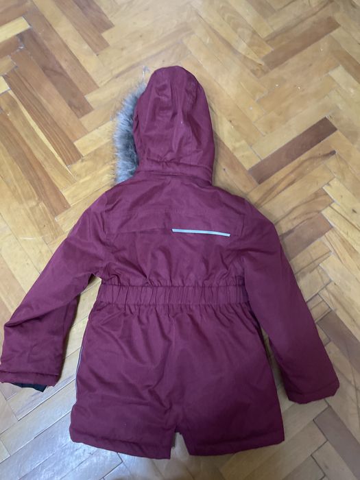 Куртка на девочку